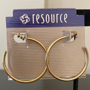 Resource Gold Hoop Earrings